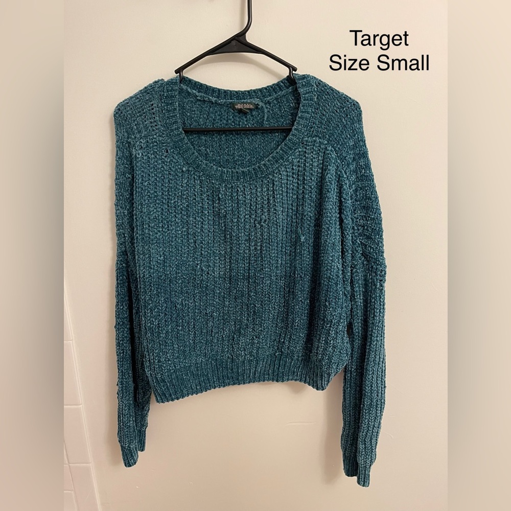 Blue Wild Fable Sweater size small